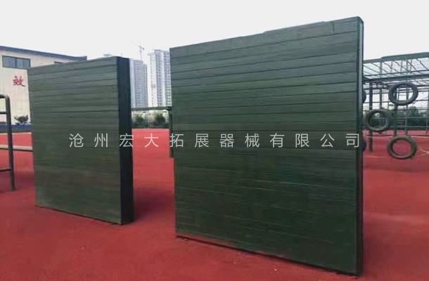 特警八項訓練器械