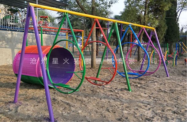 環(huán)式秋千-青少年素質拓展器材-青少年拓展器材-戶外拓展