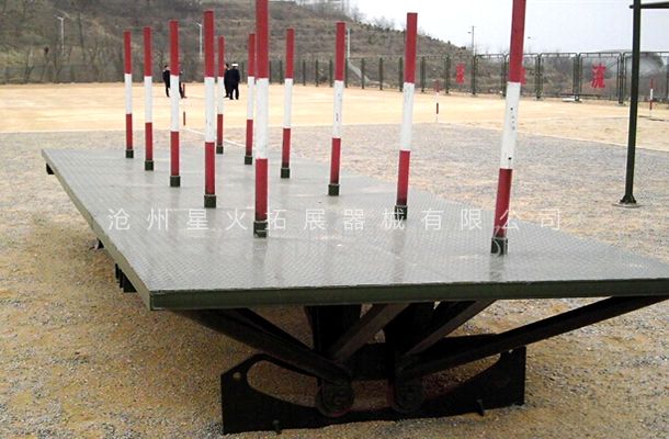 搖擺平臺-戶外拓展訓練器材-場地拓展器械