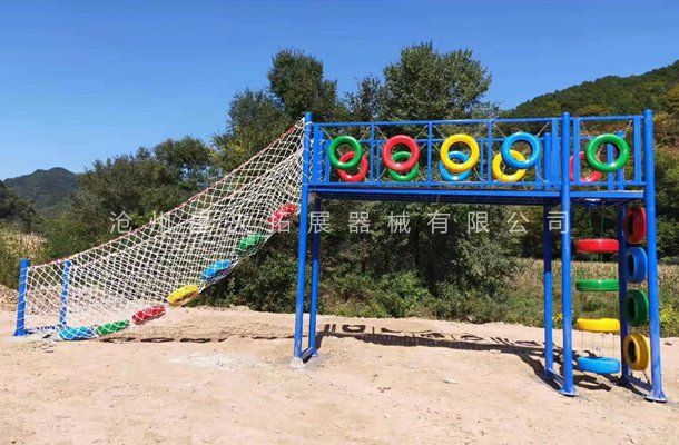 模擬地道戰(zhàn)-戶外拓展訓練器材-場地拓展器械