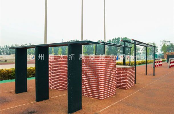 高板跳臺-部隊400米障礙器材-400障礙賽器材廠家